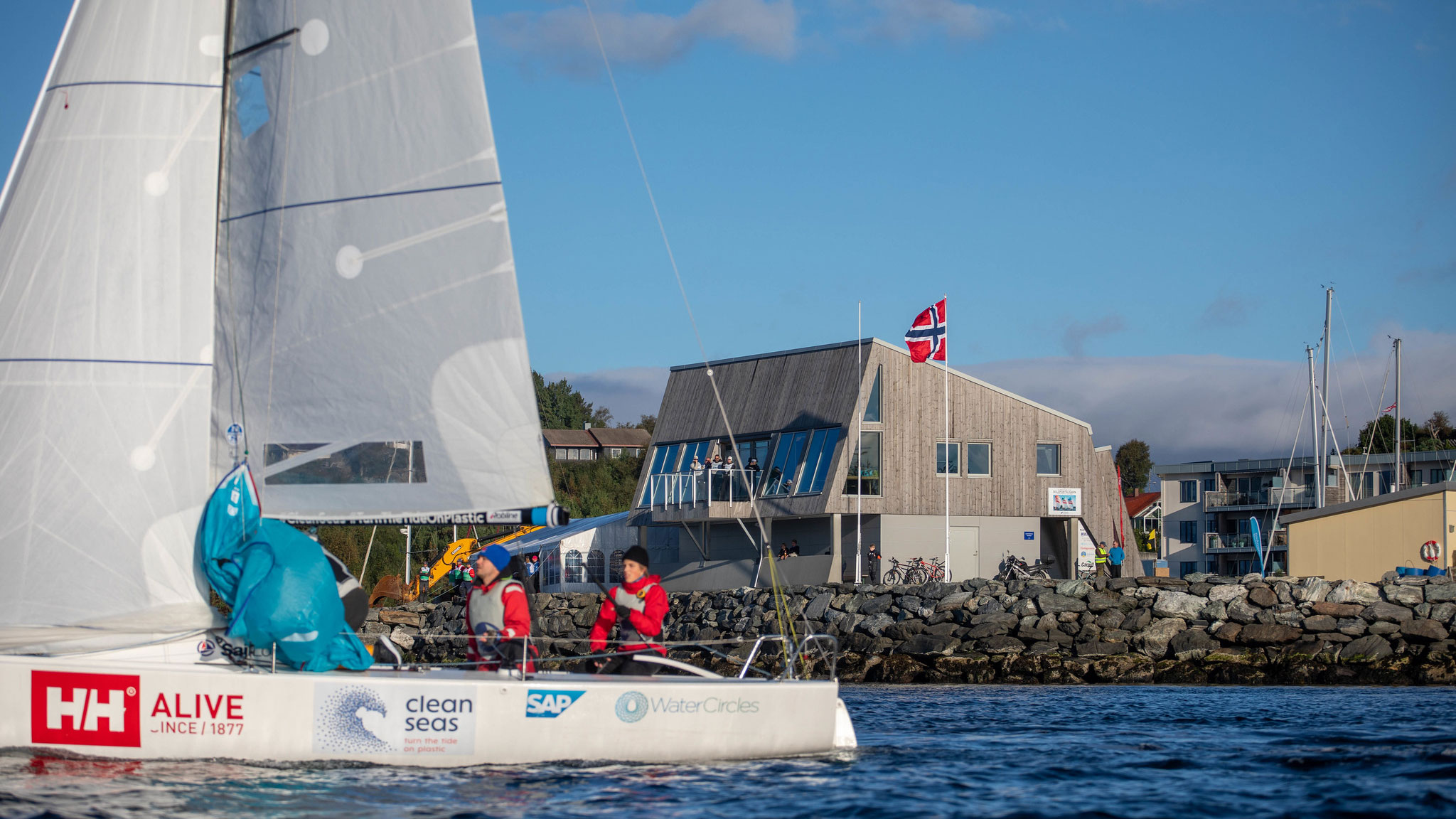 Ligasesongen starter i Florø